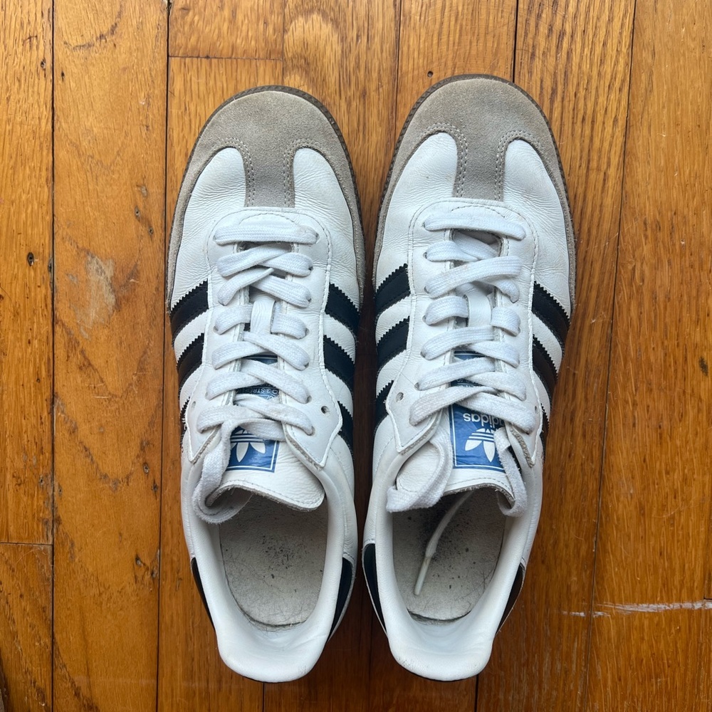 adidas White Black Classic Soccer-Inspired Sneakers
